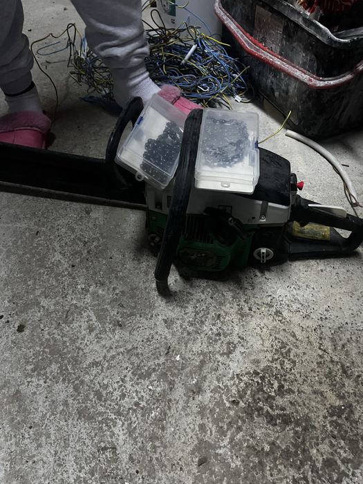 drujbă cu doua lanturi