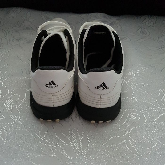 Обувки за голф Adidas Traxion