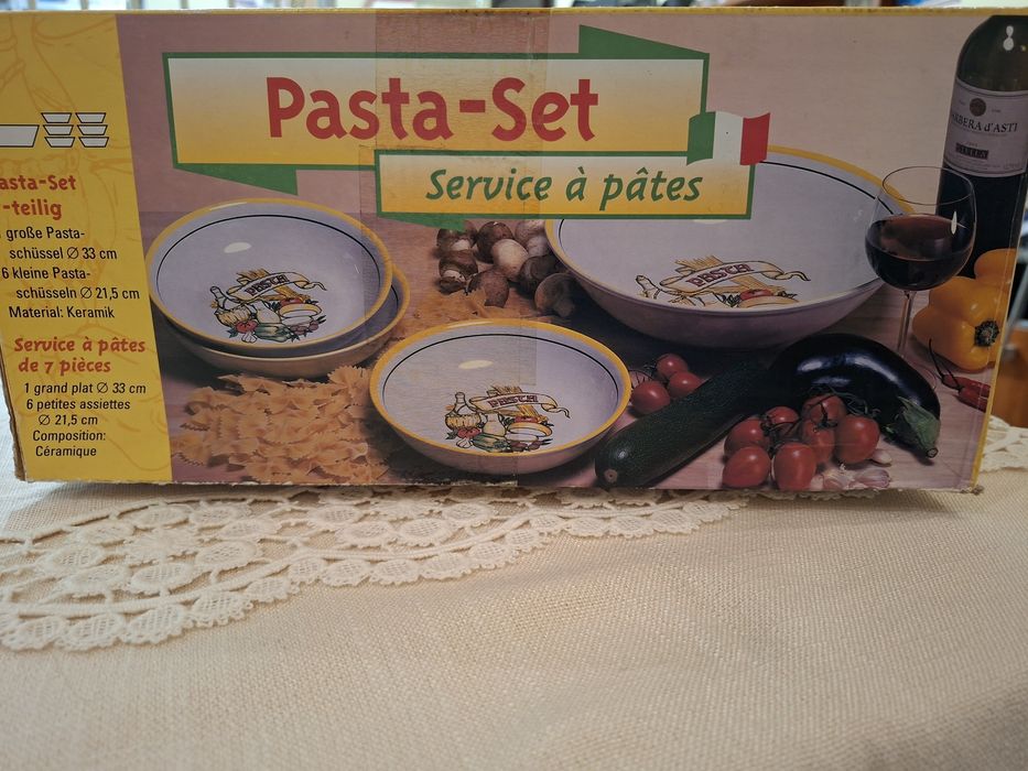 Керамичен сервиз за паста-7 части/Pasta set/ чисто нов