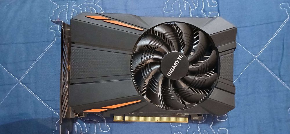 Видеокарта Radeon RX 560 4gb