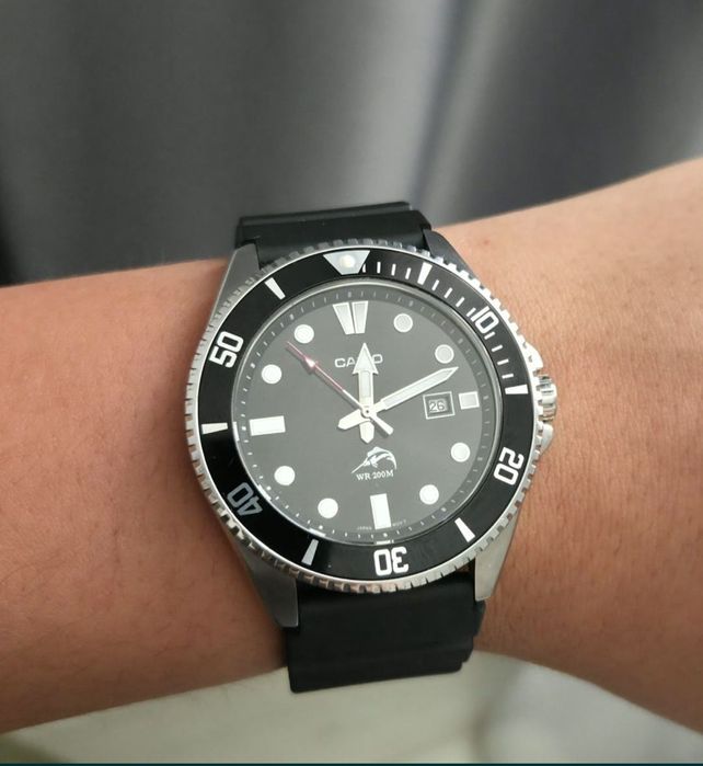 Часы Casio MDV 106-1A