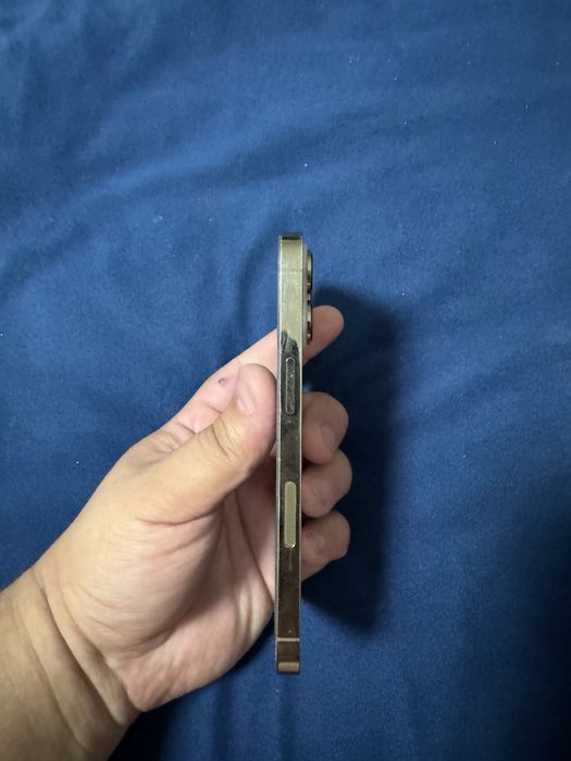 Обменяю iPhone 13 pro
