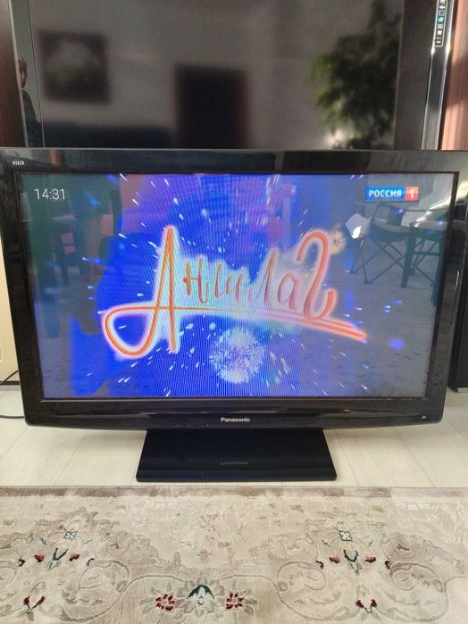 Телевизор PANASONIC 43"