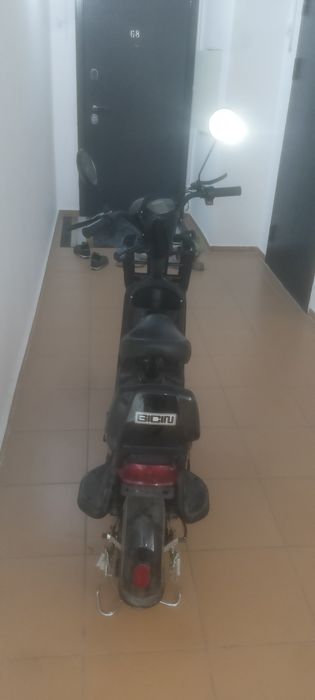 Продам электро скутер SK.8