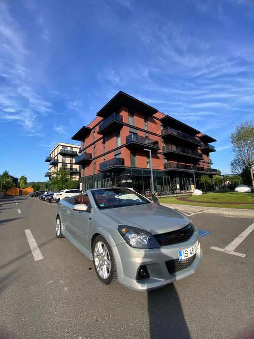 Vând Opel Astra TwinTop 1.9 CDTI, 150 CP