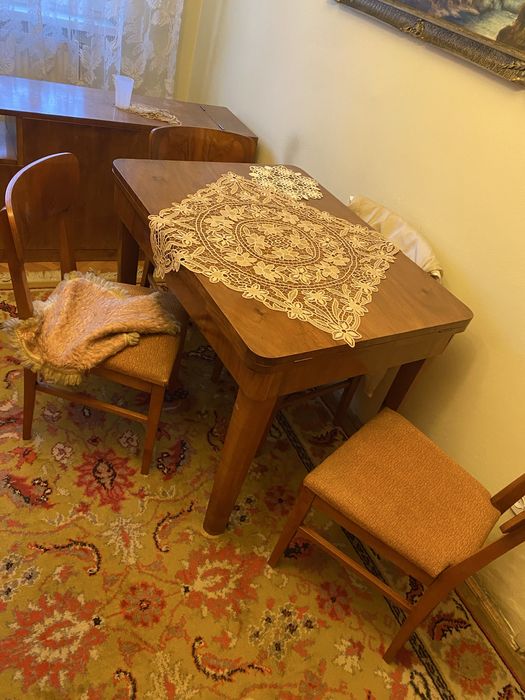 Vand mese din lemn masiv