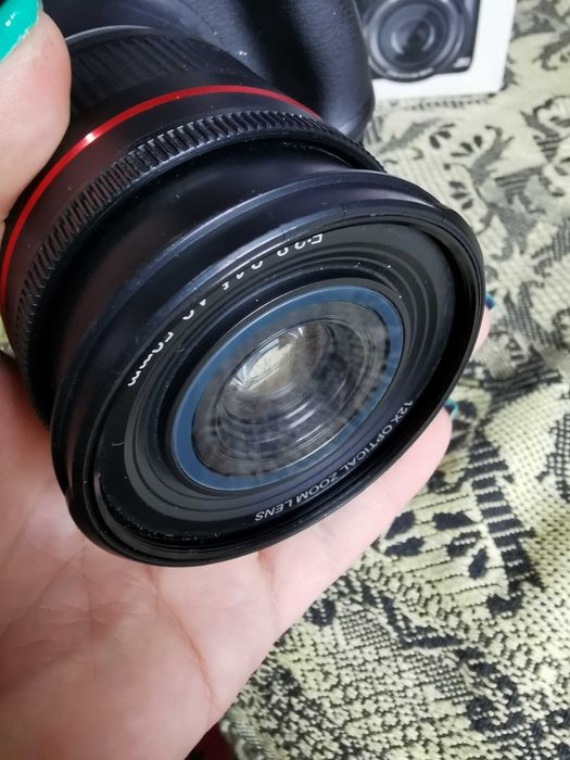 Camera foto /video digitala cu 64mp