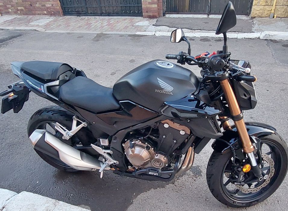 Motocicletă Honda CB500F