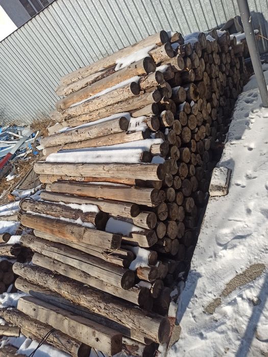 Кругляк , стойки дерево