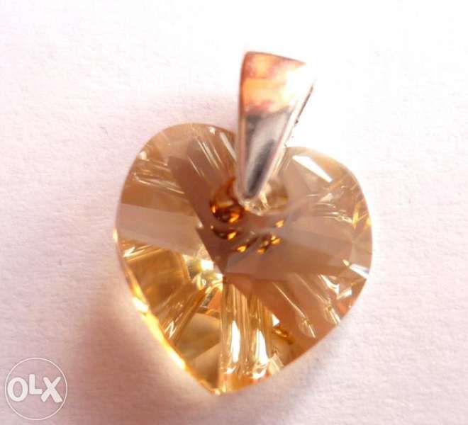 10мм Сваровски сърца - НОВИ със сребърен държач