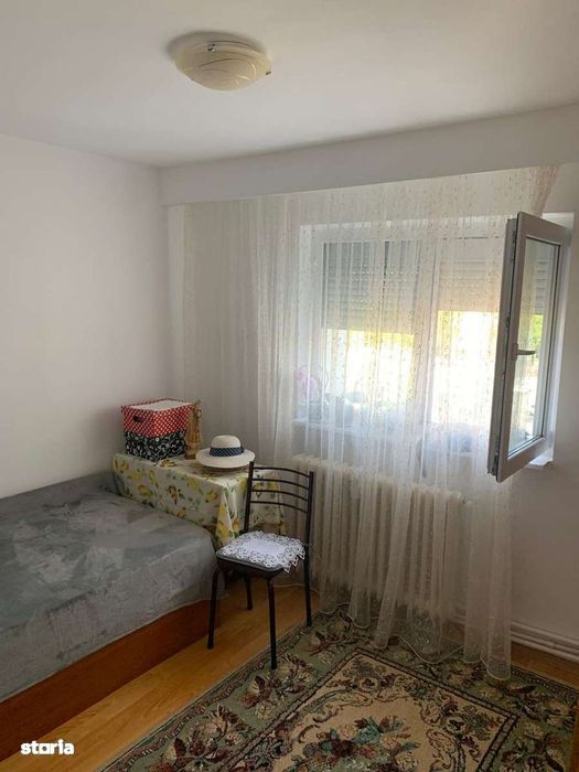 Apartament 4 camere Piata Vidin, Braila stare excelentă