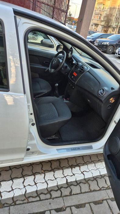 Vând Dacia Logan 1.2 benzină+gpl