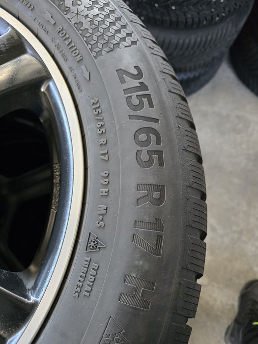 4 Броя 215/65/17 Continental 2x8,5mm 2x7,5mm
