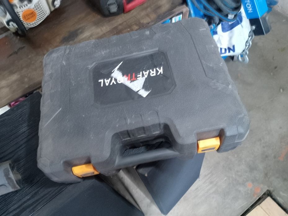 Ъглошлайф Kraft Royal