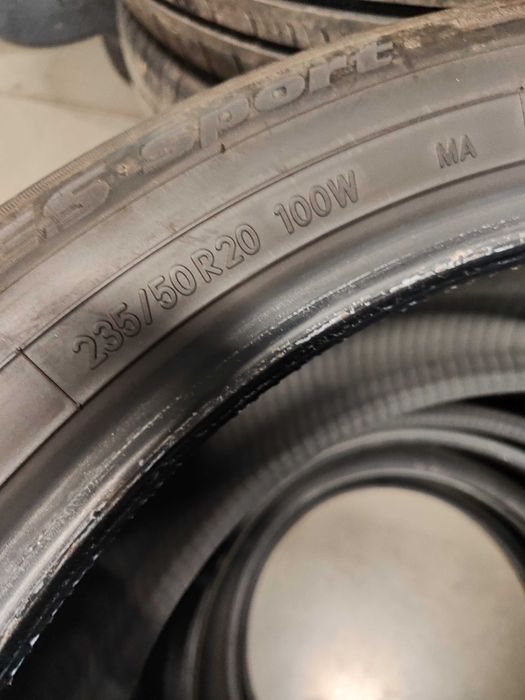 4бр. летни гуми 235/50/20 Toyo