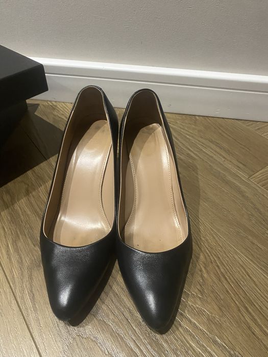 Поодпм туфли лодочки Hugo Boss, оригинал!