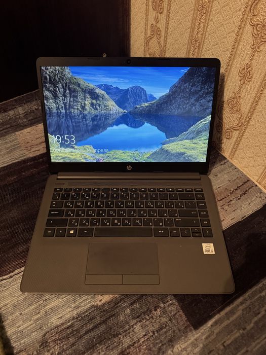 HP ноутбук сатылады