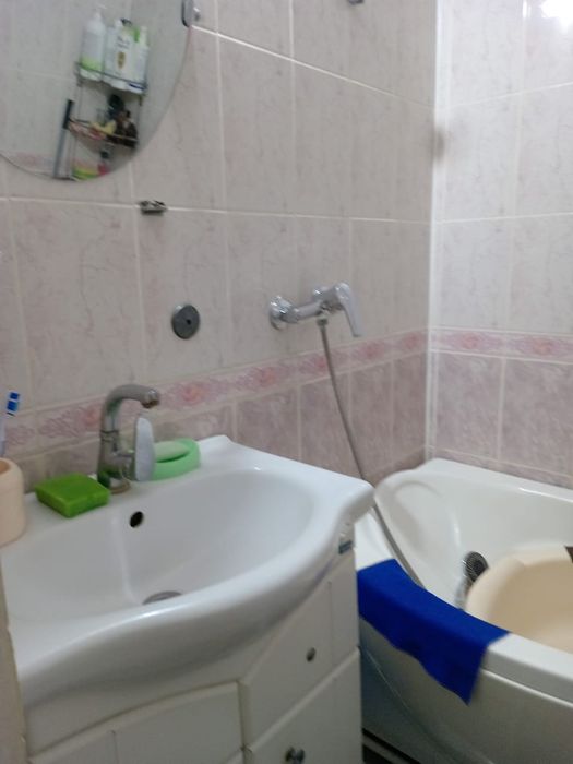 Продается 2 комнатную квартиру