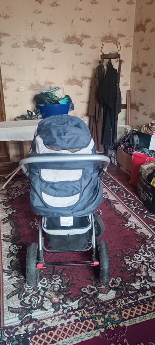 Продаю детскую коляску