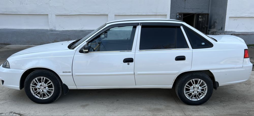 Нехия 2 донс 2014 й. 1.6 супер кондитцанер