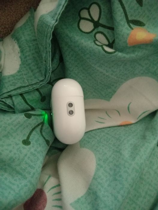 Airpods pro 2 продам срочно