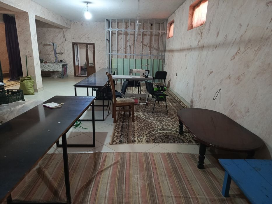 Podval arendaga beriladi 144m² Olim polvon choyxonasini orqa mahallasi