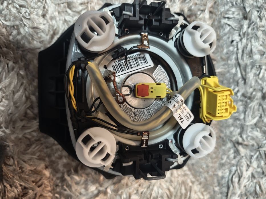 Волан WV golf/tiguan/tuaran/caddy/jetta-2012