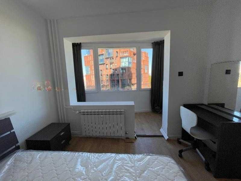 Дава се под наем Тристаен апартамент в София, Иван Вазов - 100 кв.м за 950 € - Снимка #4