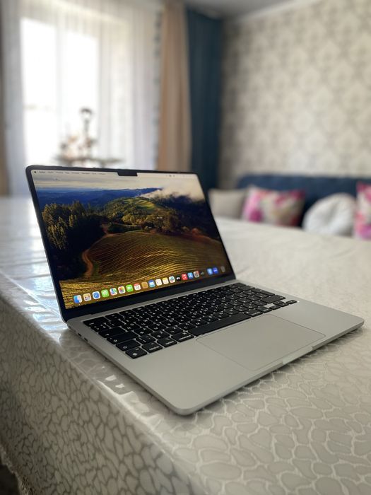 MakBook air m2 2022