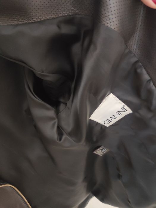 Продам кожаные куртка Италия