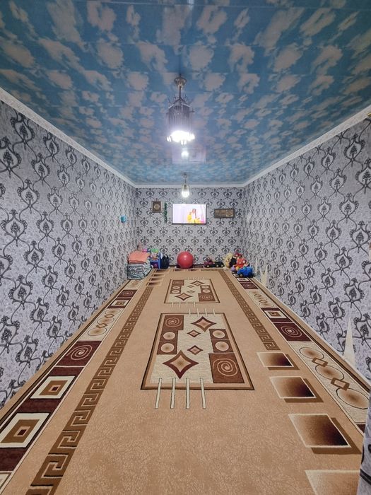 Uchastka srochniy sotiladi