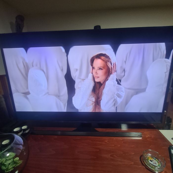 Samsung 55 инча UE55JU7005T