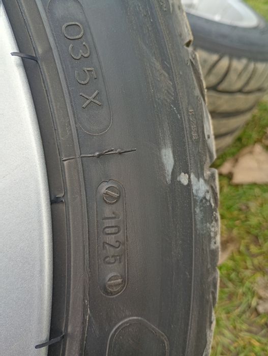 Vând cauciucuri 235/245 40 17 vara noi