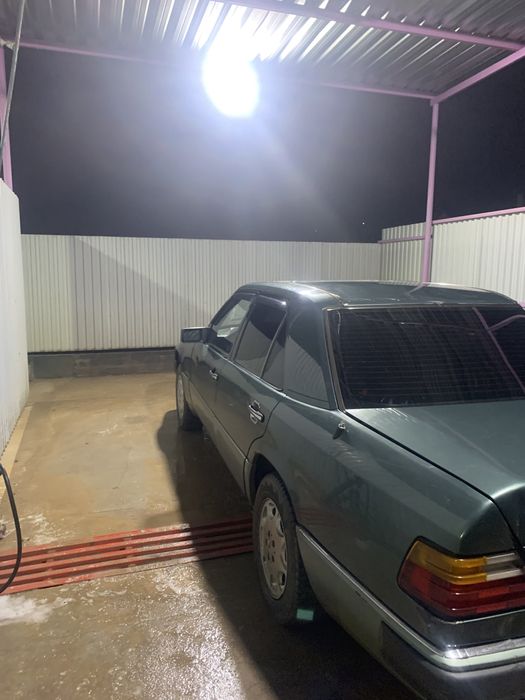 Мерседес 124