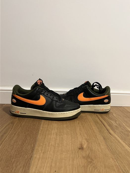 Adidași Nike air force 1 hoops univeristy