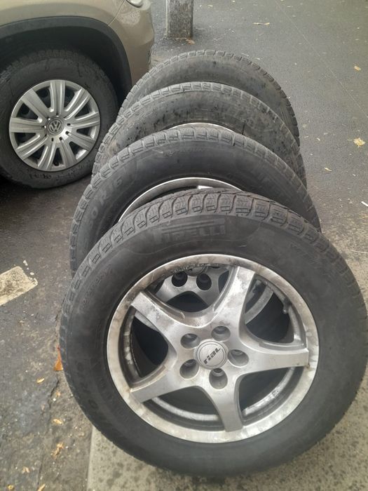 Jante de aluminiu cu cauciucuri/roti  215/60/R16/ folosite pirelli