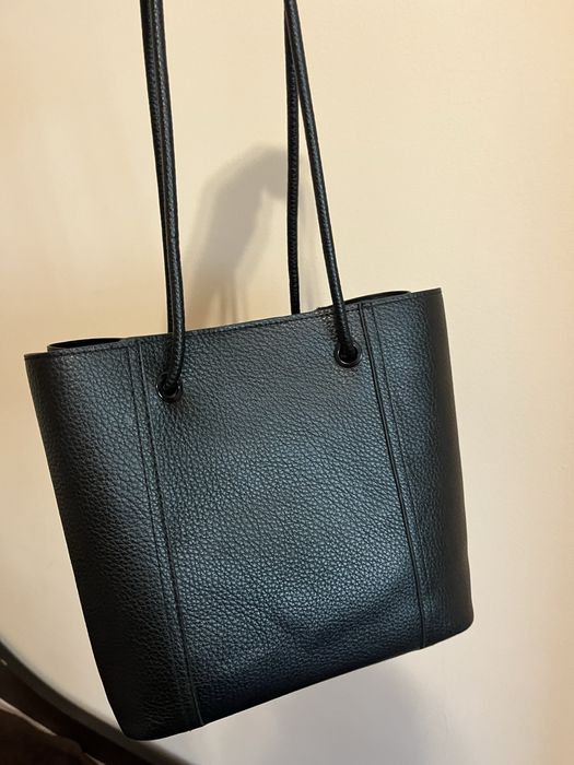 Черна дамска чанта