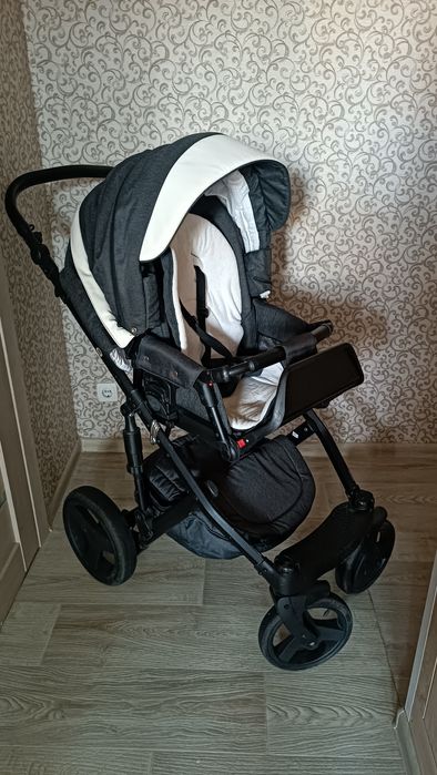 Коляска Adamex monte carbon