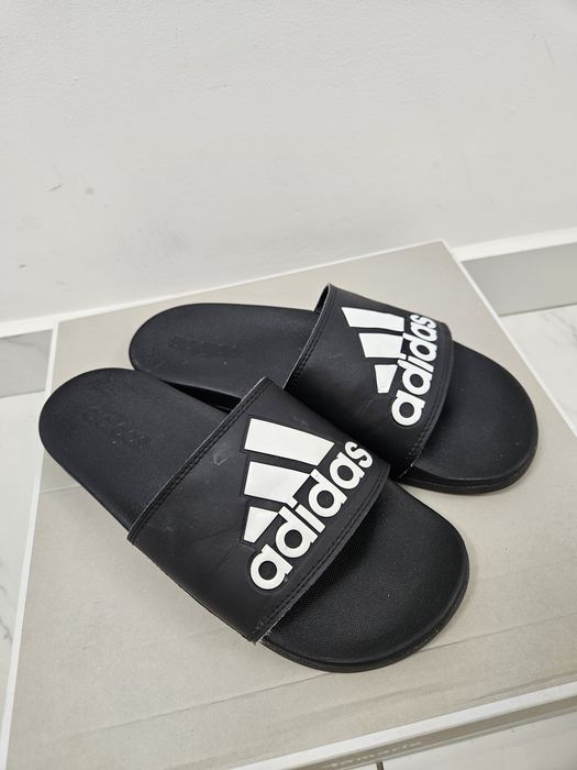 Șlapi papuci Adidas cu talpă premium din spumă