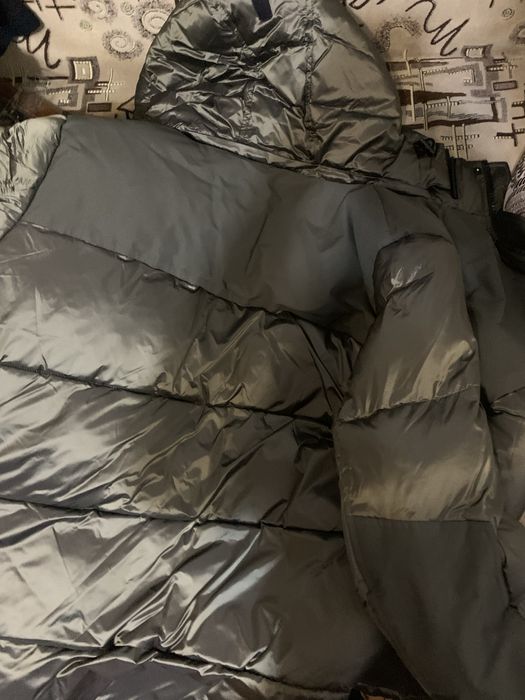 Продам куртку Vivacana ориг