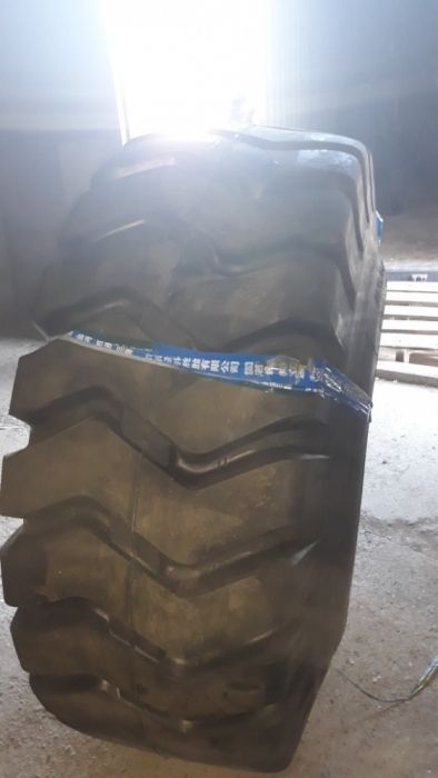 Шина погрузчика 16/70-24