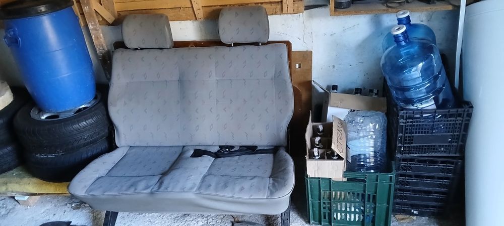 Седалки и стелка за VW T 4