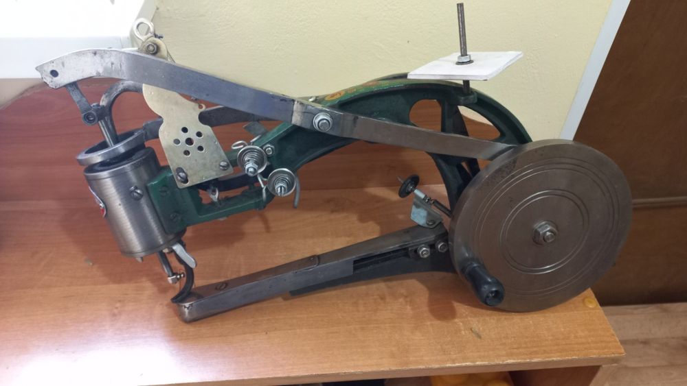 Сапожный машинкаға, версаль