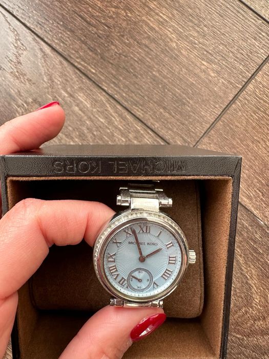 Часовник Michael Kors MK 5988 Mini Skylar Blue Dial Watch