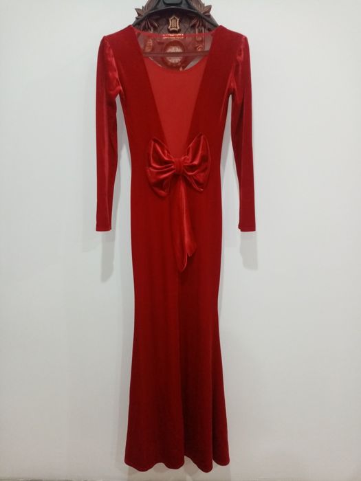 Продам платье 15 000