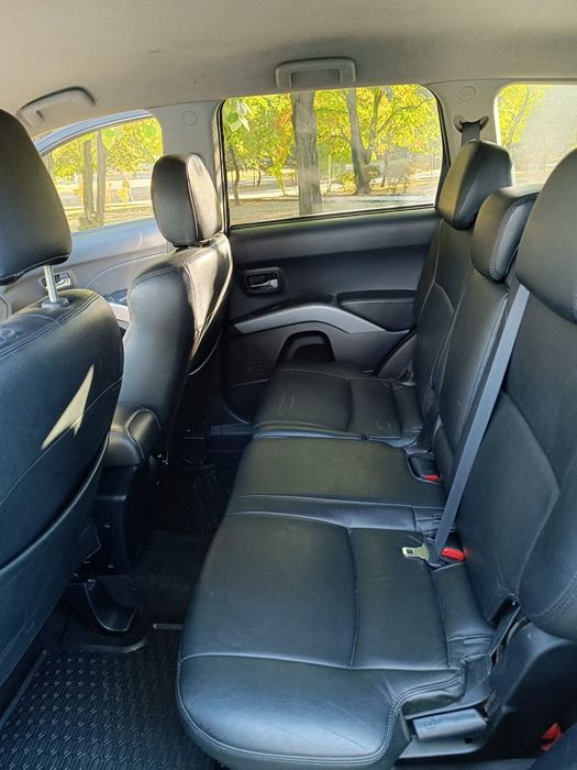 Mitsubishi outlander 2007