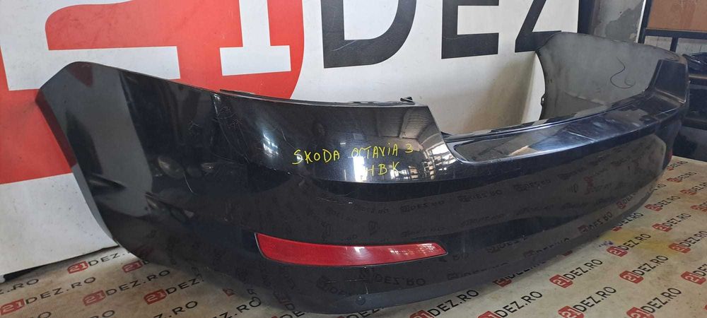 Bara spate completa pentru Skoda Octavia 3 Hatchback - neagra
