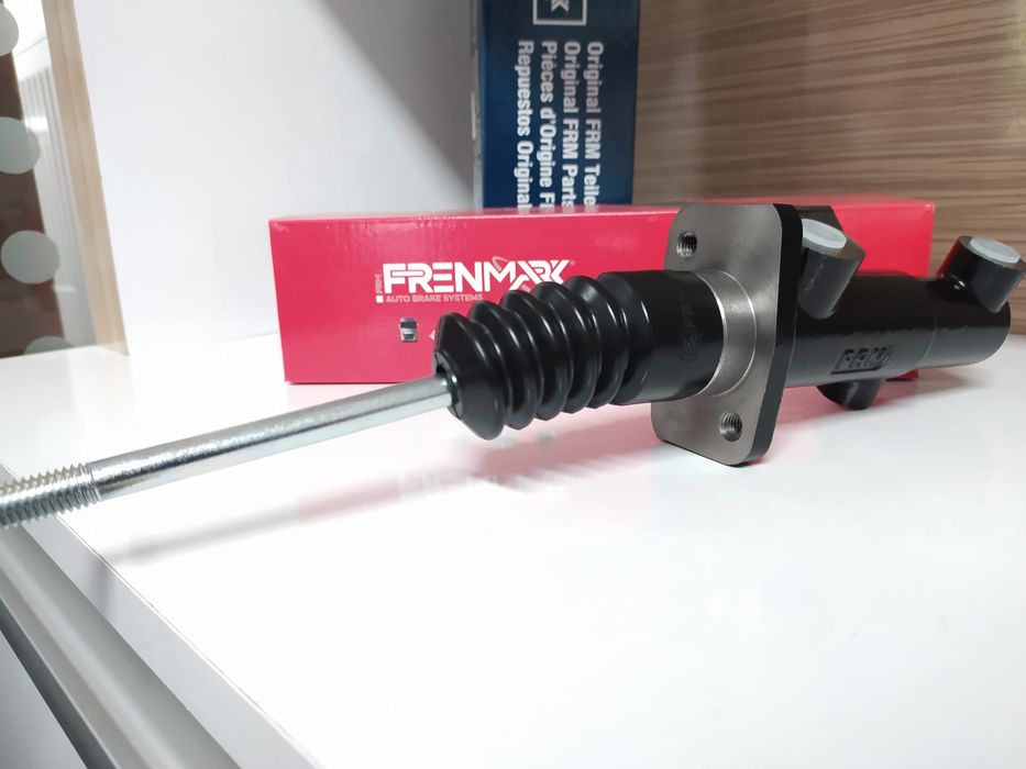 Тормозной цилиндр jcb3dx