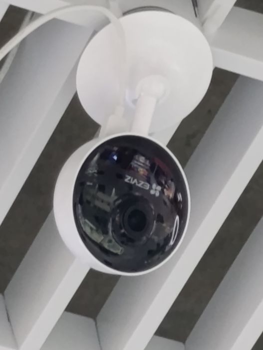 Видео камера  EZVIZ C1C-B
