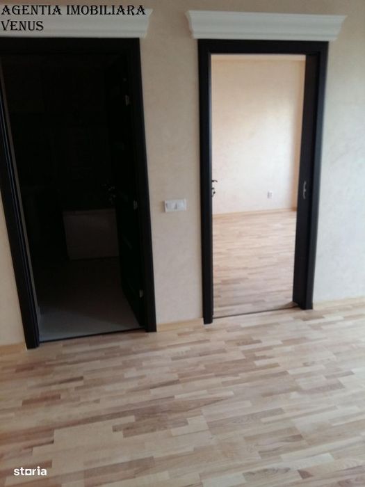 Garsoniera zona Pacea etaj 2